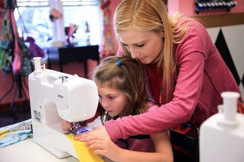 How to choose the best sewing machine for kids